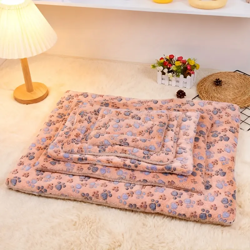 5b384a90-c5b8-4e54-9018-64ec208ac0d0 Thickened Double-Layer Pet Mattress for Resting & Lounging with Dog Paw Pattern – main image